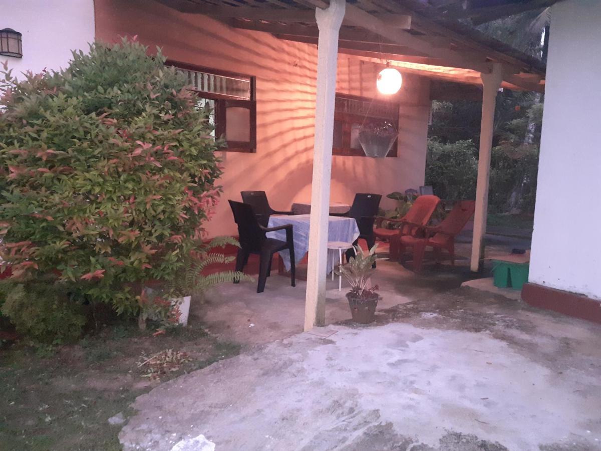 Jumera Villa Mirissa Bagian luar foto
