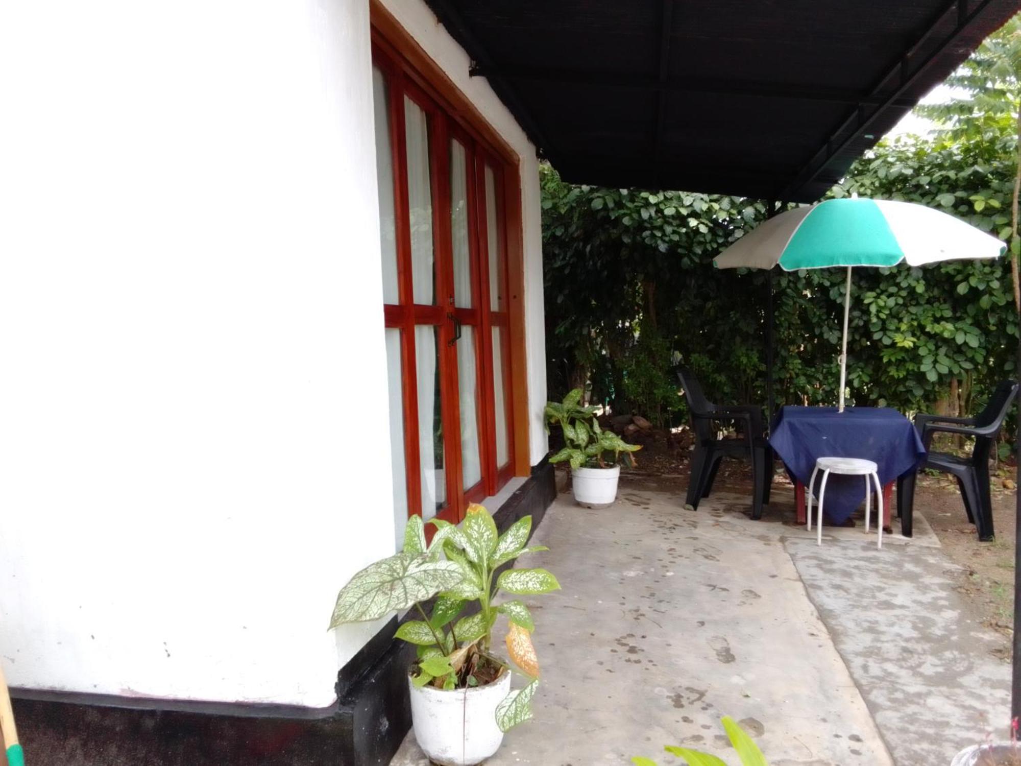 Jumera Villa Mirissa Bagian luar foto